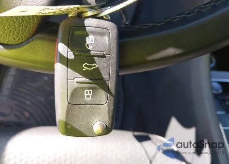 2014 Volkswagen Passat 2.0L Tdi Se z USA, uszkodzony, nr VIN 1VWBN7A38EC085751